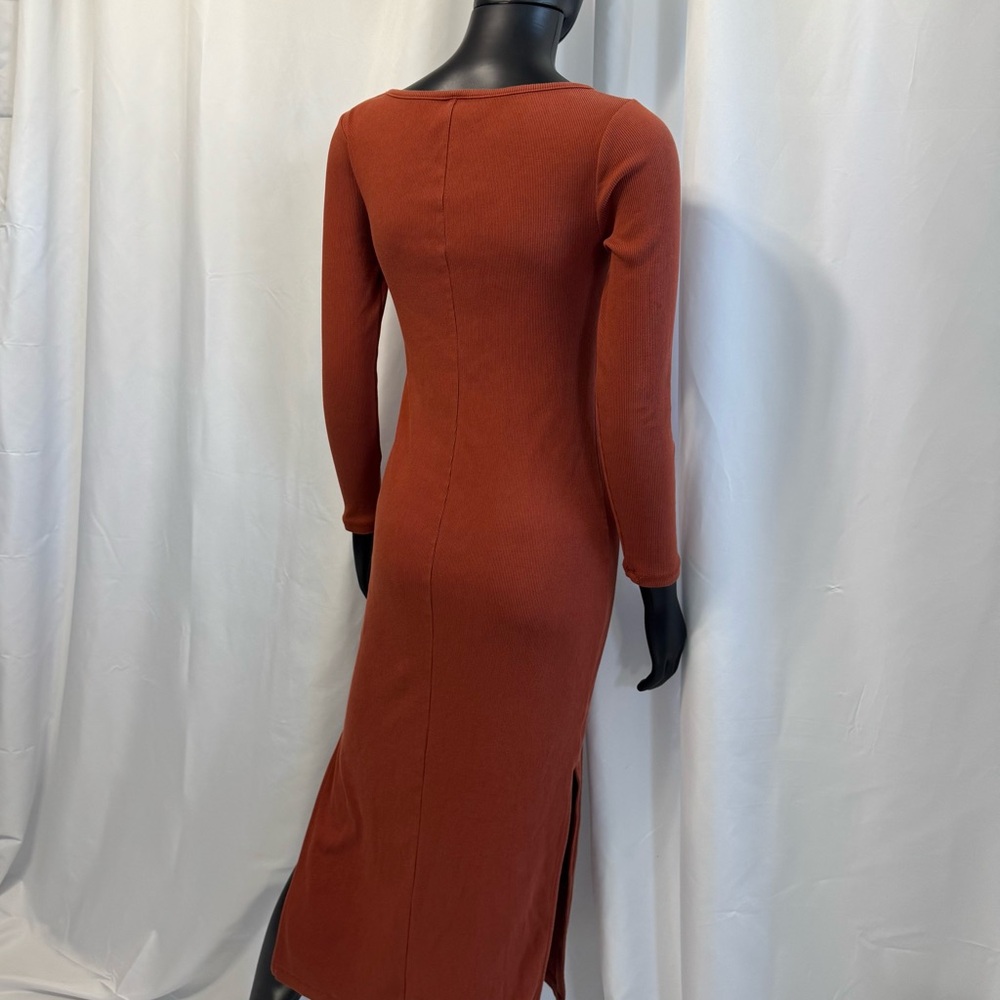 Old Navy Rust Long Sleeve Dress - Picture 6 of 9